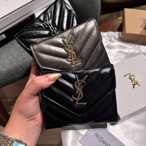 Wallets with box and shopping bags