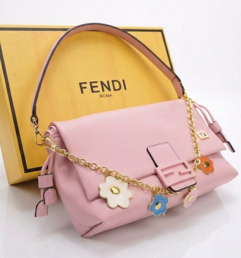 fendi bag - Image 4