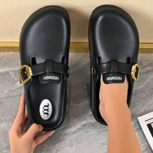 Keensk Urban Buckle Clogs