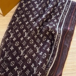 Louis Vuitton Monogram Pleated Scarf