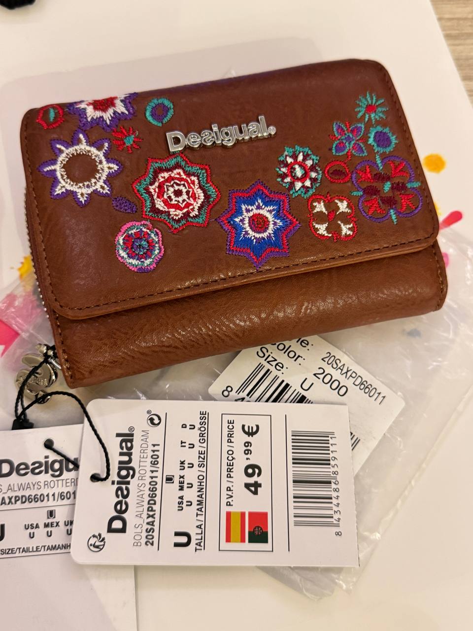 Desigual Embroidered Women's Wallet - Image 7