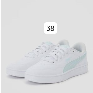 Original PUMA Court Lally Sneakers. 