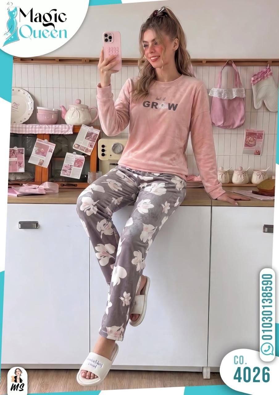 Magic Queen Floral Plush Pajamas - Image 2