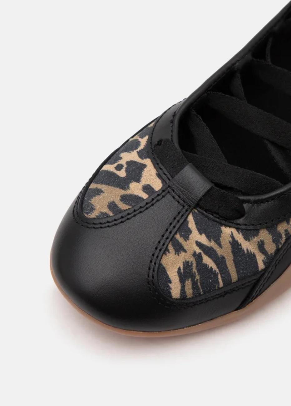 Ankle strap ballerina shoes - Image 6